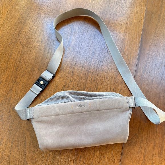 Bellroy Sling Mini Premium - Picture 1 of 4